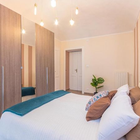 Appartamento In Piazza Adriano In Zona Cenisia Turin Exterior foto