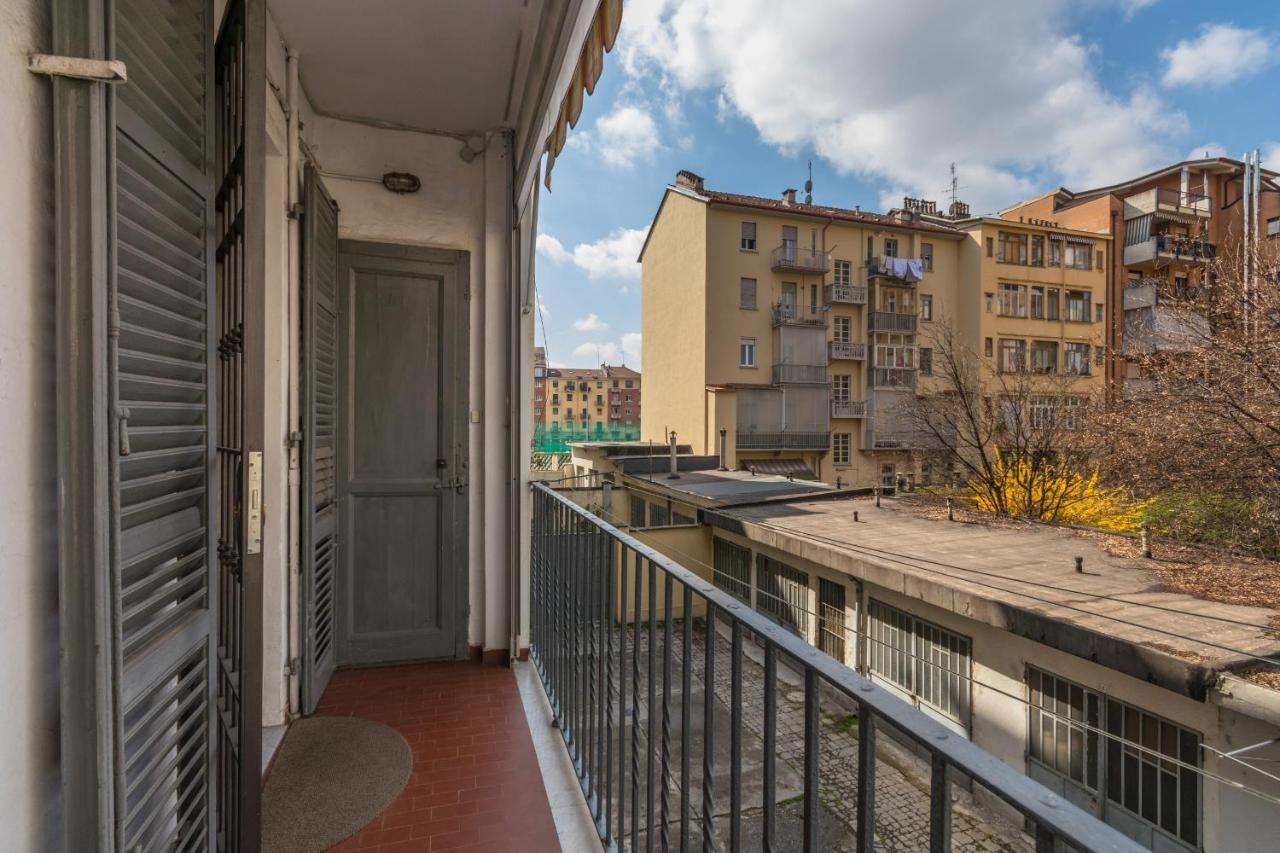 Appartamento In Piazza Adriano In Zona Cenisia Turin Exterior foto